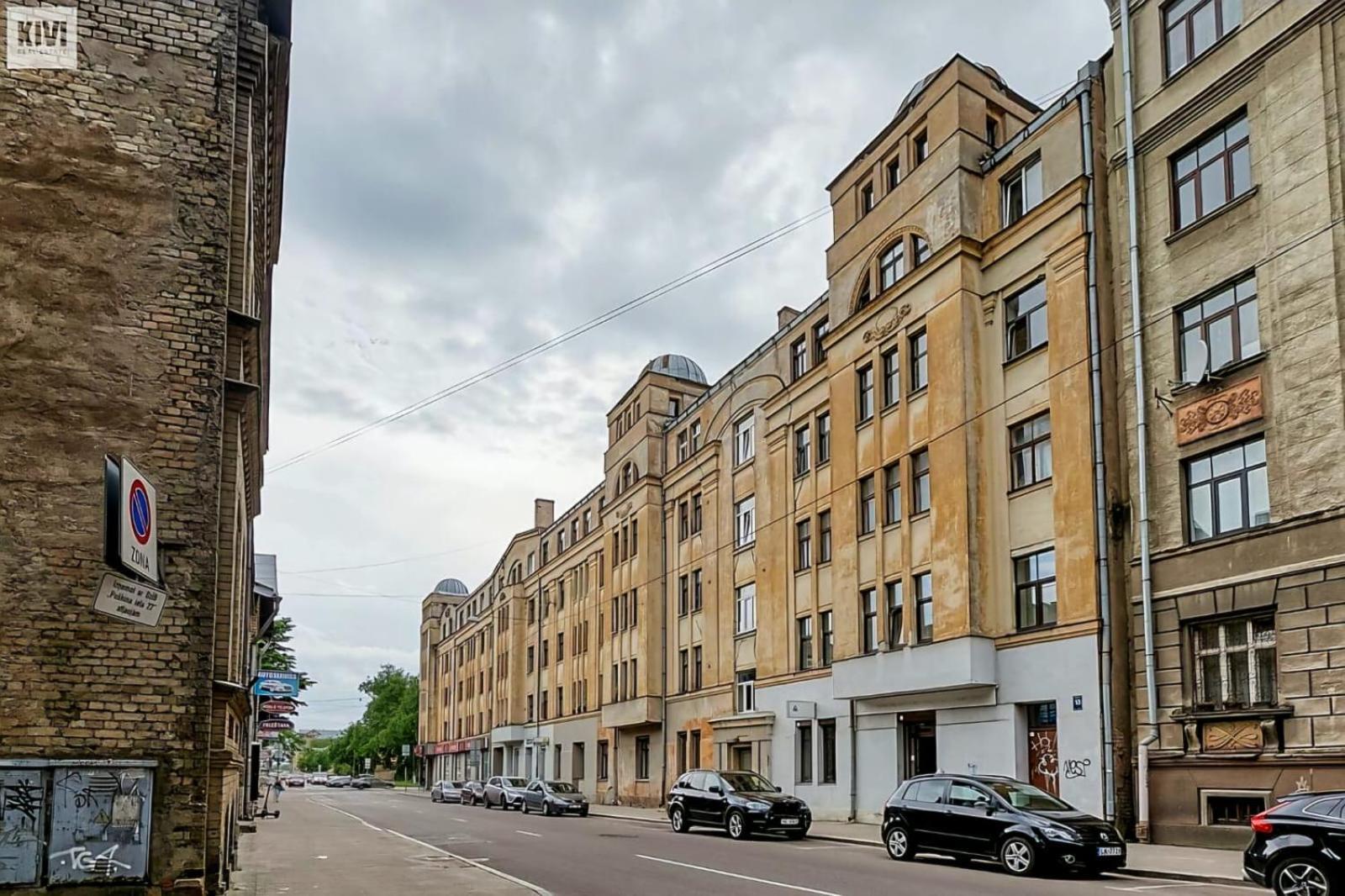 Modern 2 bedroom apartment in the city centre Riga Buitenkant foto